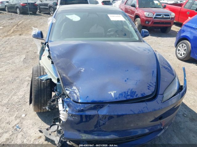 Tesla Model 3 Long Range Rear-wheel Drive Image 5