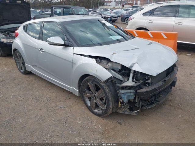  Salvage Hyundai VELOSTER
