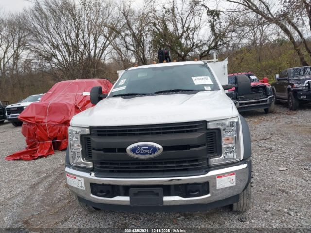 Ford F-550 Xl Image 13