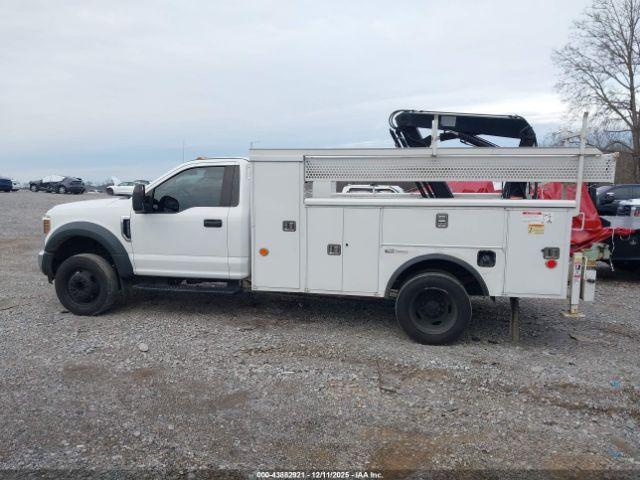 Ford F-550 Xl Image 16