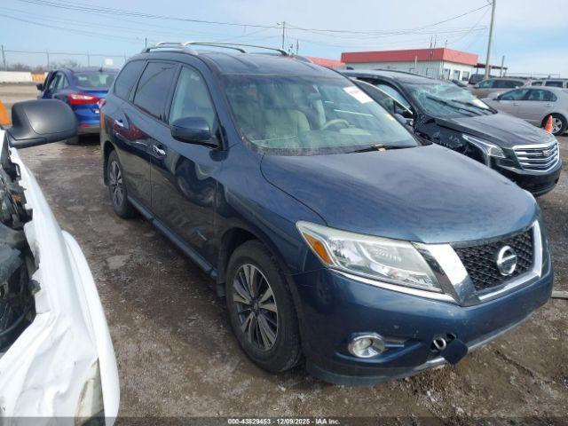  Salvage Nissan Pathfinder