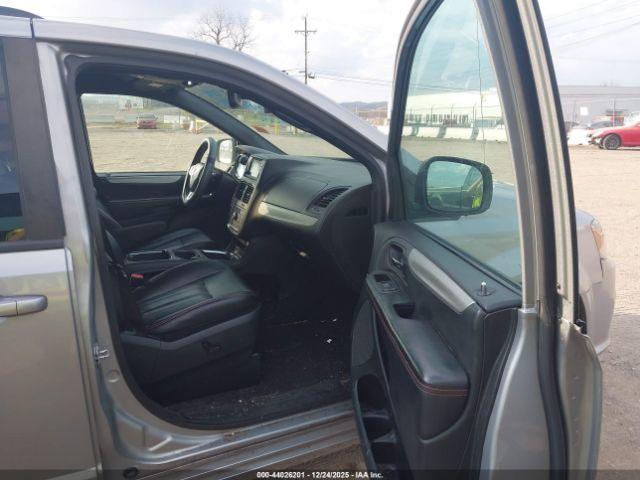 Dodge Grand Caravan Gt Image 2