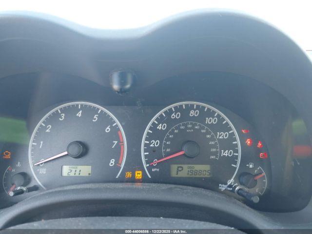 Toyota Corolla Le Image 8