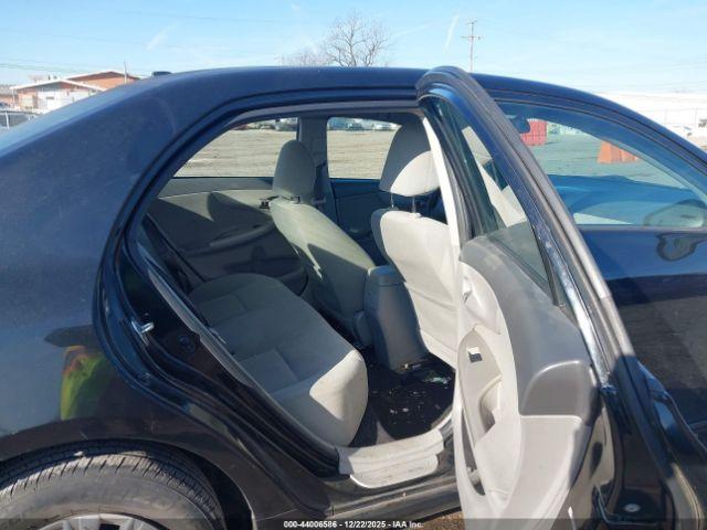 Toyota Corolla Le Image 7