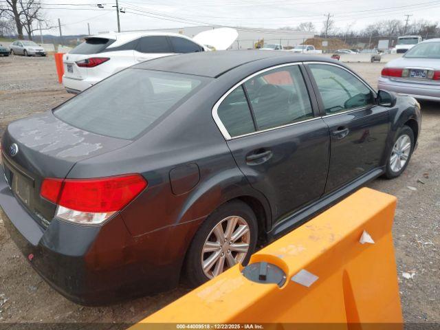 Subaru Legacy 2.5i Premium Image 9