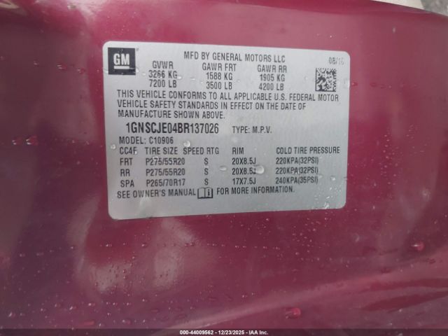 Chevrolet Suburban 1500 Lt1 Image 10