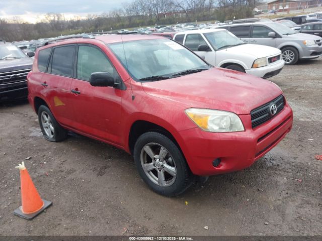 Toyota RAV4 Image 1