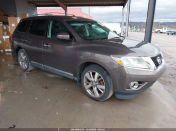  Salvage Nissan Pathfinder