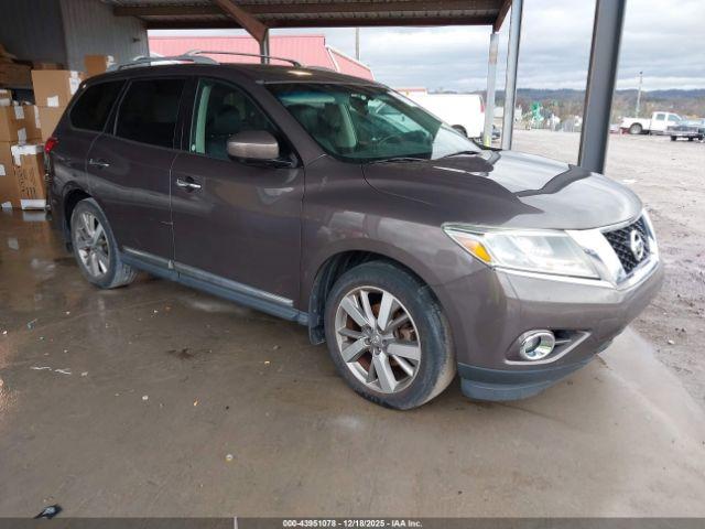  Salvage Nissan Pathfinder