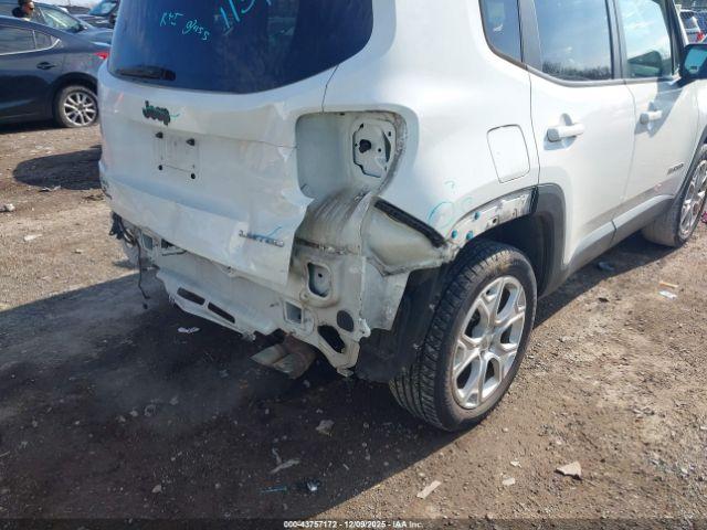 Jeep Renegade Limited Image 4