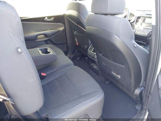 Kia Sorento 3.3l Lx Image 9