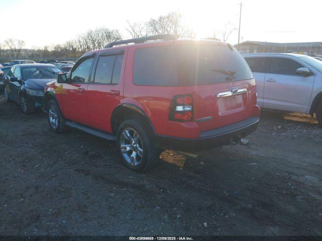 Ford Explorer Xlt Image 2