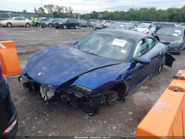 Porsche Taycan Image 3