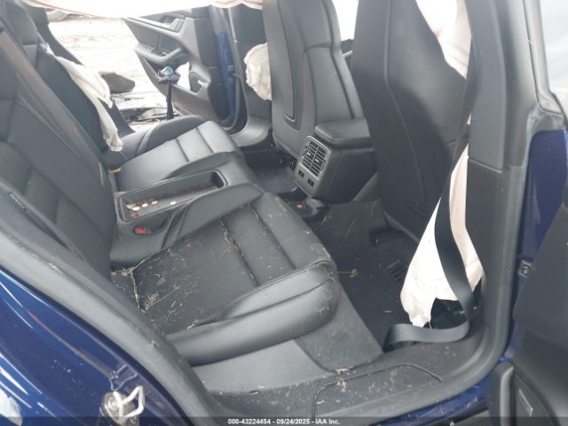 Porsche Taycan Image 5