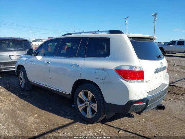 Toyota Highlander Limited V6 Image 11