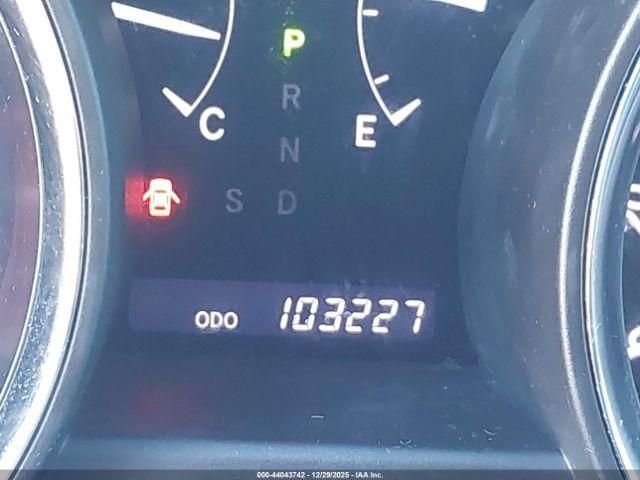 Toyota Highlander Limited V6 Image 13