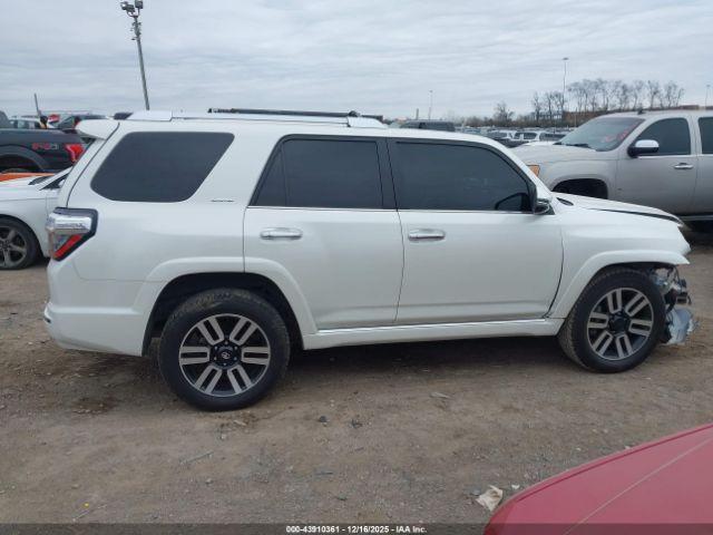 Toyota 4Runner Limited Image 4