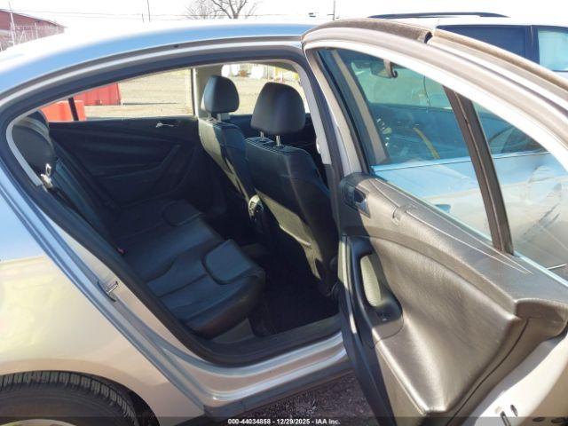 Volkswagen Passat Turbo Image 2