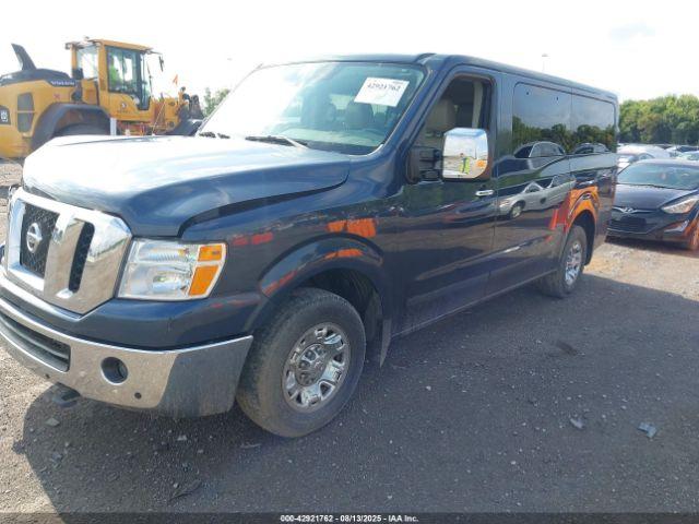 Nissan Nv Sl V8 Image 2