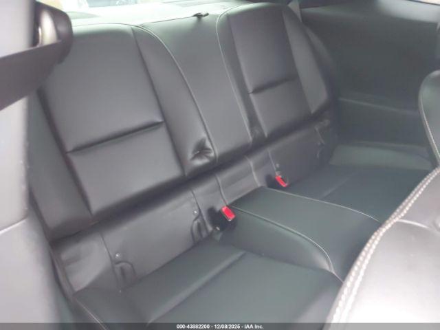 Chevrolet Camaro 2ss Image 10