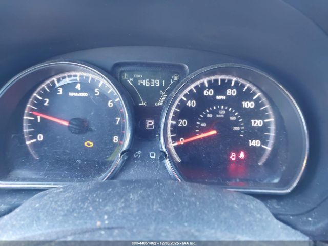 Nissan Versa 1.6 Sv Image 11