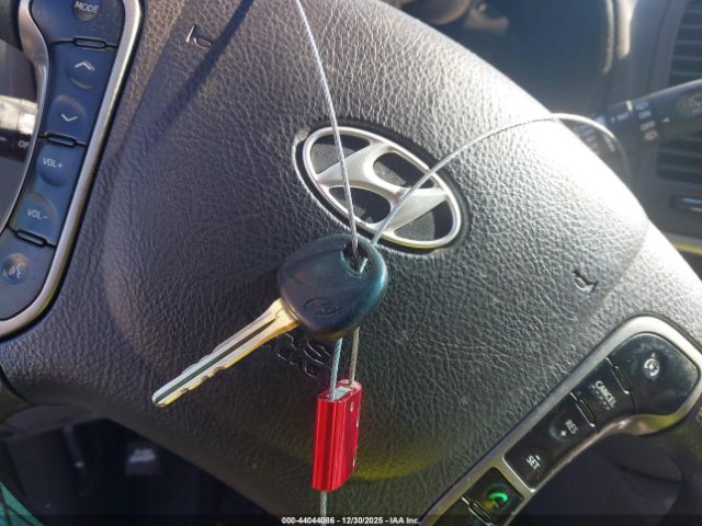 Hyundai SANTA FE Gls Image 10