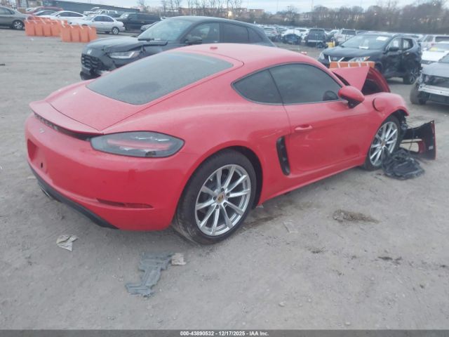 Porsche 718 Cayman Image 12