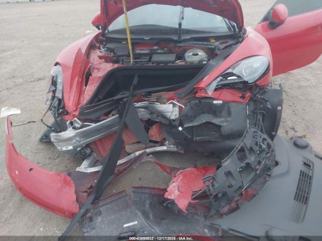 Porsche 718 Cayman Image 13