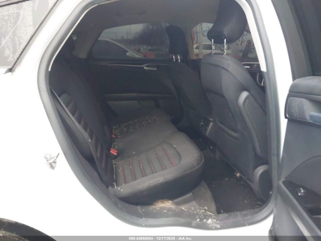 Ford Fusion Se Image 2