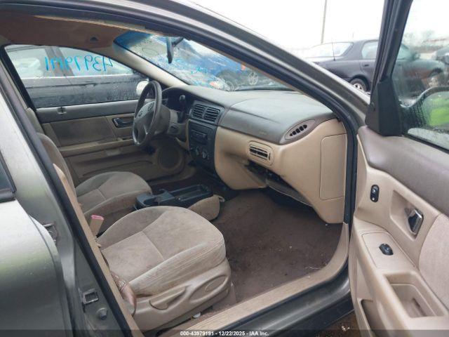 Ford Taurus Se Image 11