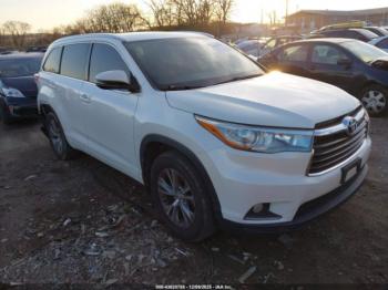  Salvage Toyota Highlander