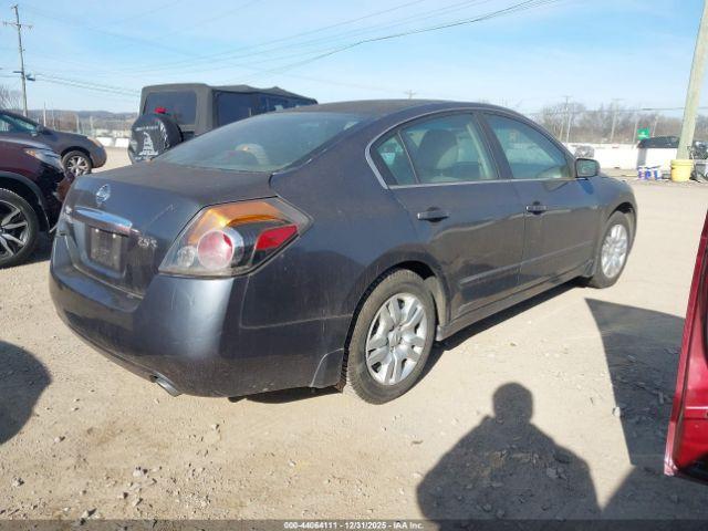 Nissan Altima 2.5 S Image 4