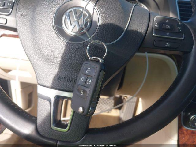 Volkswagen Passat 3.6l V6 Sel Premium Image 8