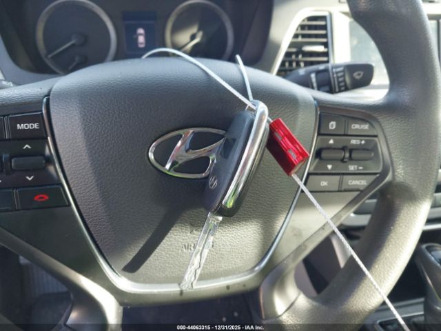 Hyundai SONATA Se Image 10