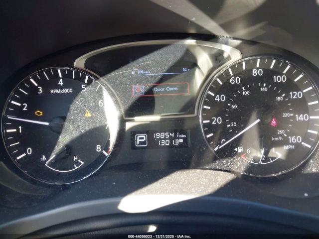 Nissan Pathfinder Sl Image 12