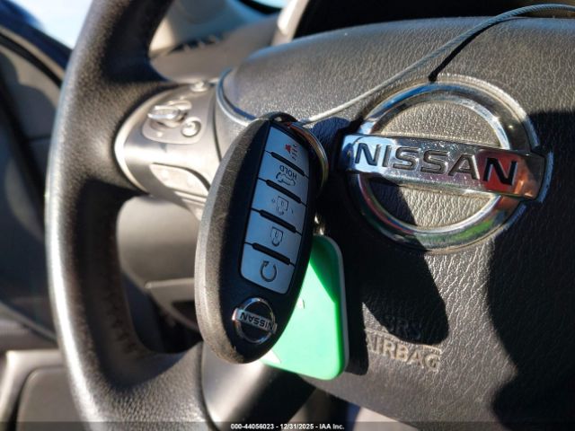 Nissan Pathfinder Sl Image 9