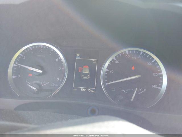 Toyota Highlander Se Image 8