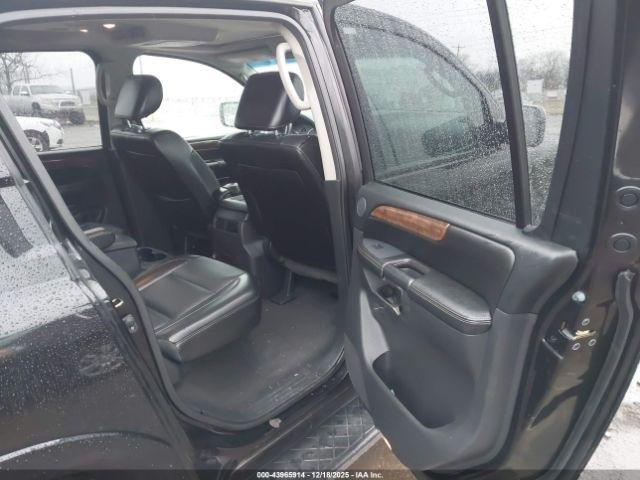Nissan Armada Platinum Image 10