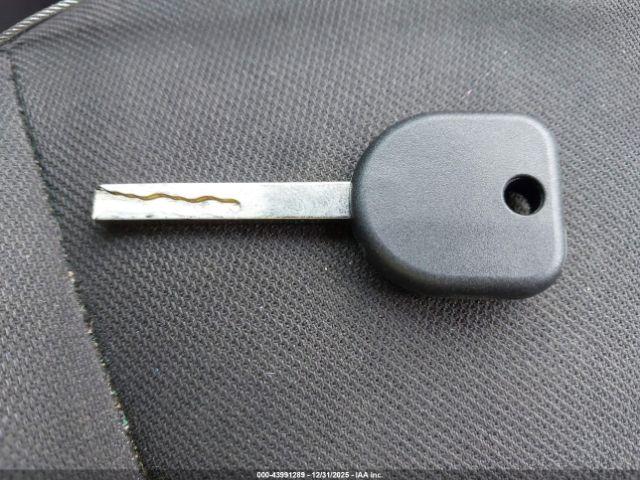 Chevrolet Spark Ls Cvt Image 17