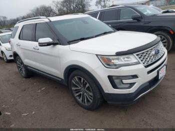  Salvage Ford Explorer