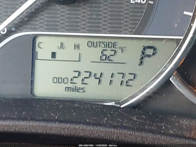 Toyota Corolla Le Image 14