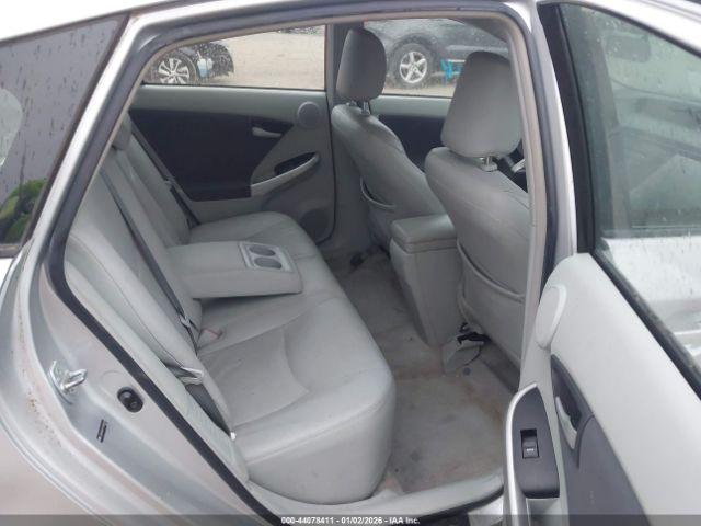 Toyota Prius Iii Image 6