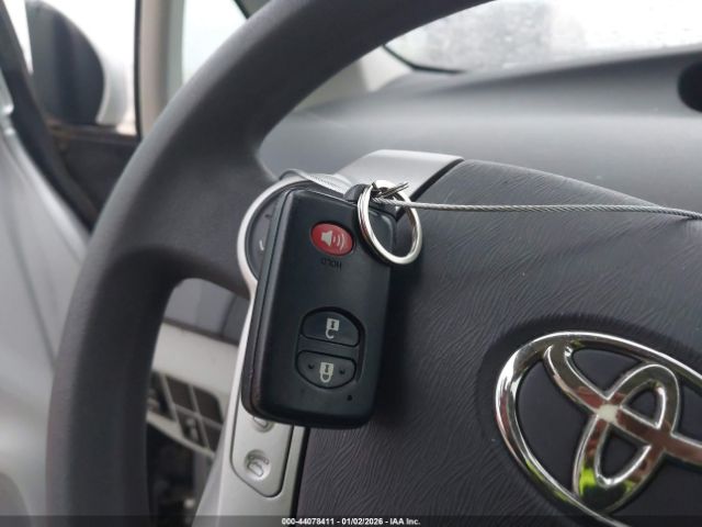 Toyota Prius Iii Image 9