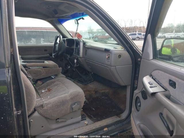 Chevrolet Silverado 1500 Ls Image 3