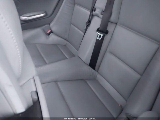 BMW 3 Series Image 8