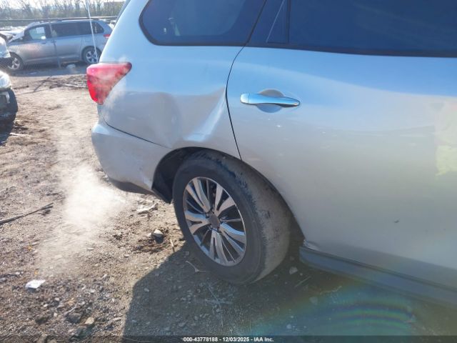 Nissan Pathfinder Sv Image 6