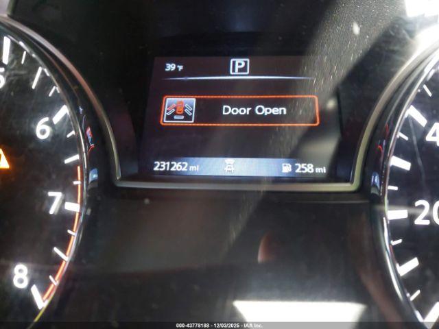 Nissan Pathfinder Sv Image 2