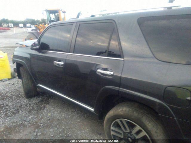 Toyota 4Runner Limited Image 14