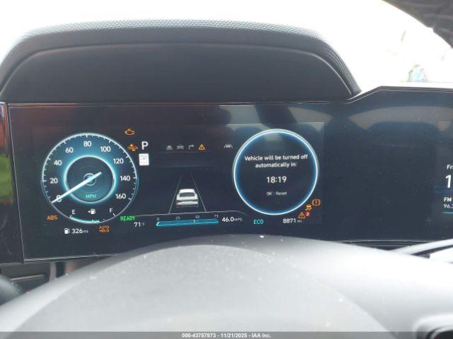 Hyundai ELANTRA Limited Image 5