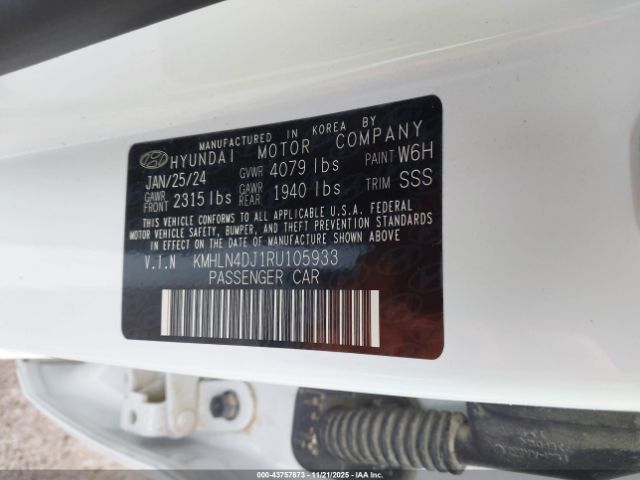 Hyundai ELANTRA Limited Image 8